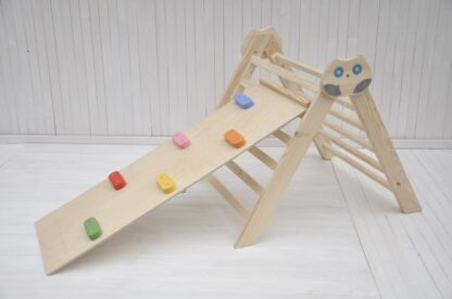 Barin Toys Baby climbing frame Owl in the Forest by Barin Toys. Order online at BarinToys.com compact and small climbing frame, easy folding baby climber for indoor use. Many options available.